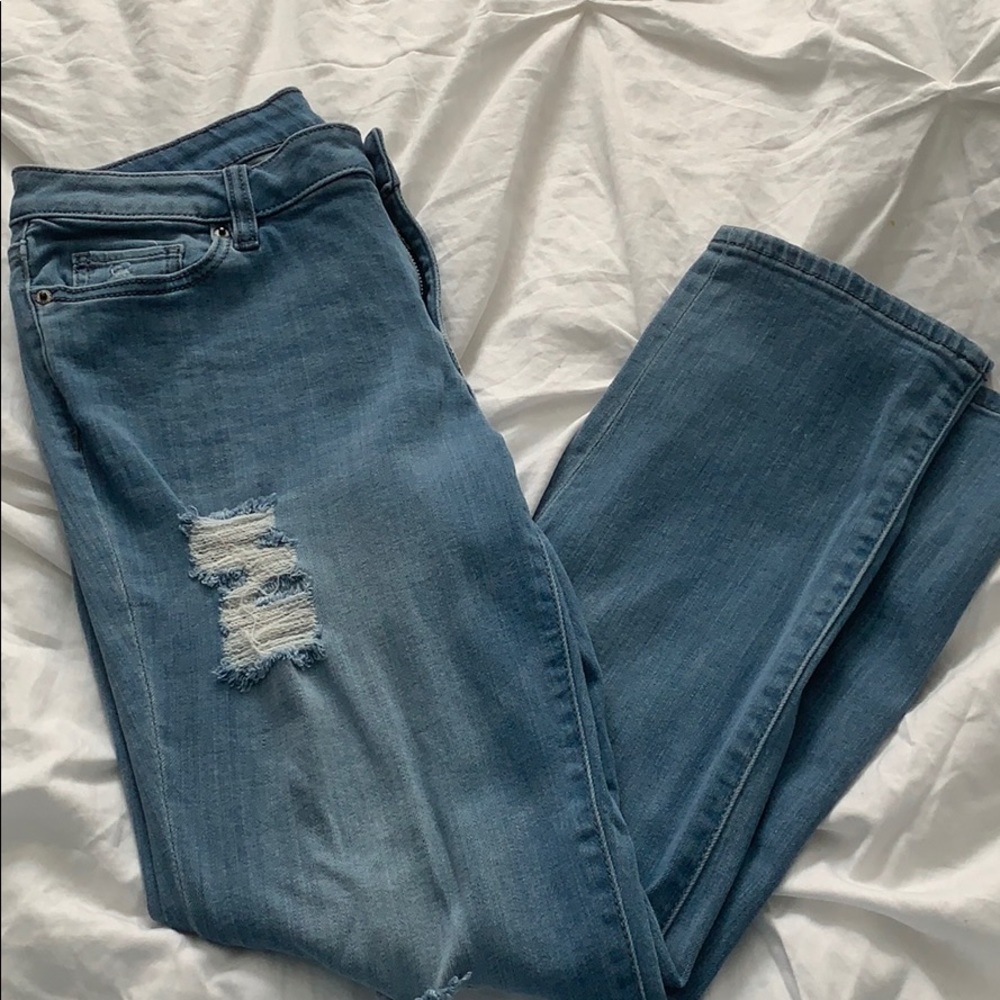 New York & Company Curvy Cropped Boyfriend Jeans